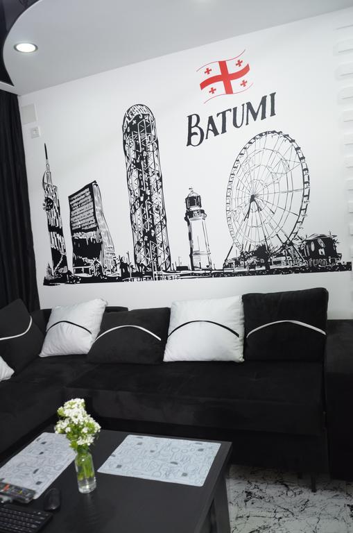 Studio "Black - White" Batum Dış mekan fotoğraf